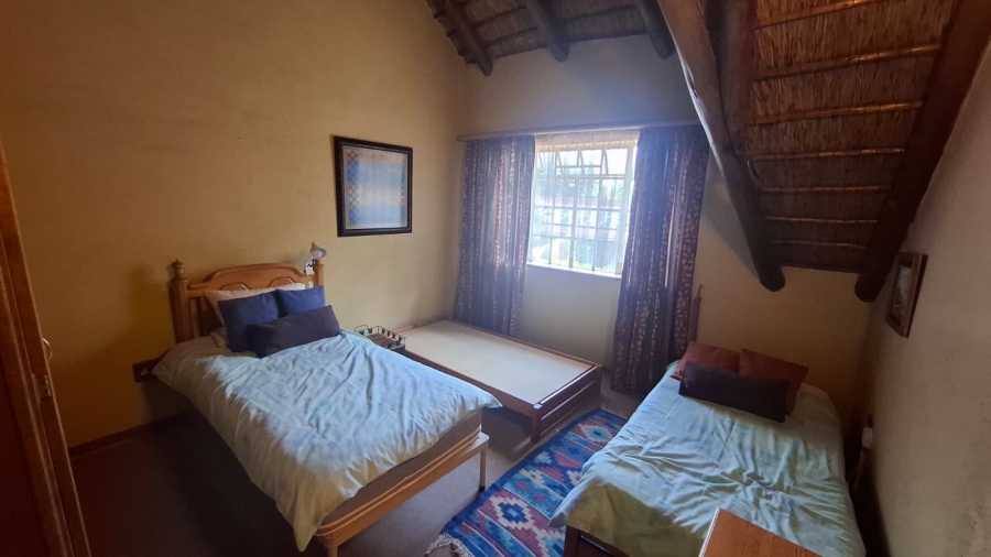 6 Bedroom Property for Sale in Mooivallei Park North West